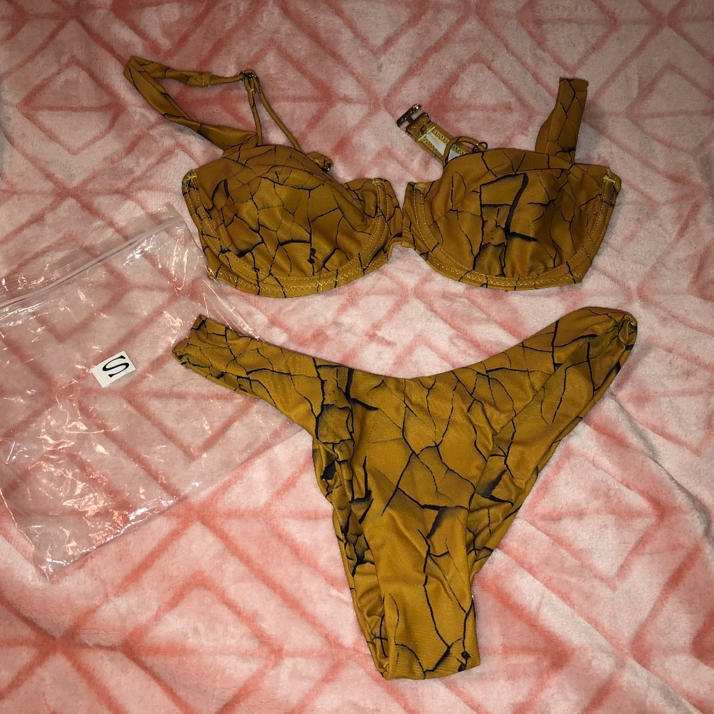 bikini